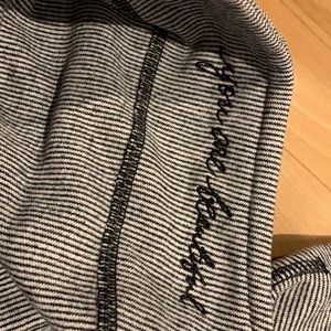 VEUC Lululemon Navy Blue/White Striped Hoodie - Size 12